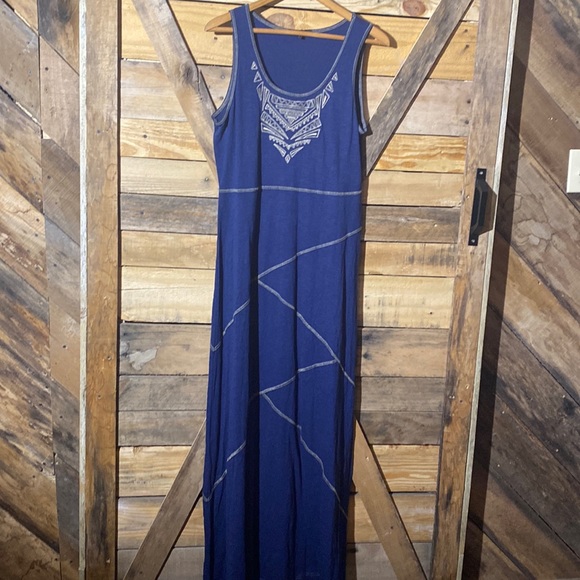 Cable & Gauge Dresses Cable And Gauge Blue Embroidered Maxi Dress L